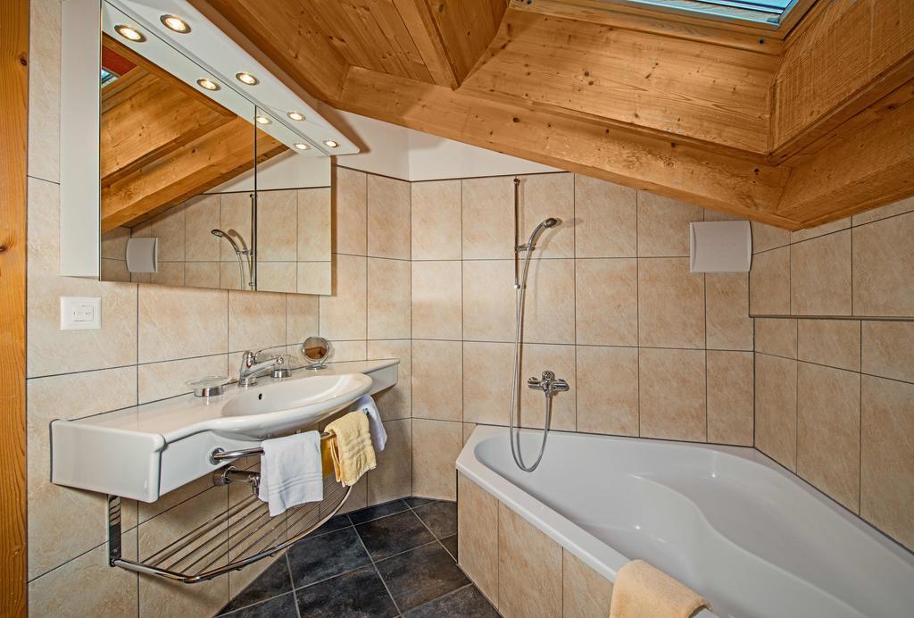Hotel Dufour Chalet - Adults Only Zermatt Exterior foto